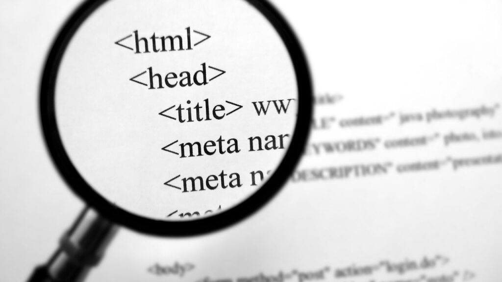 Strona internetowa html - przejrzystość kodu ułatwia odszukanie błędów