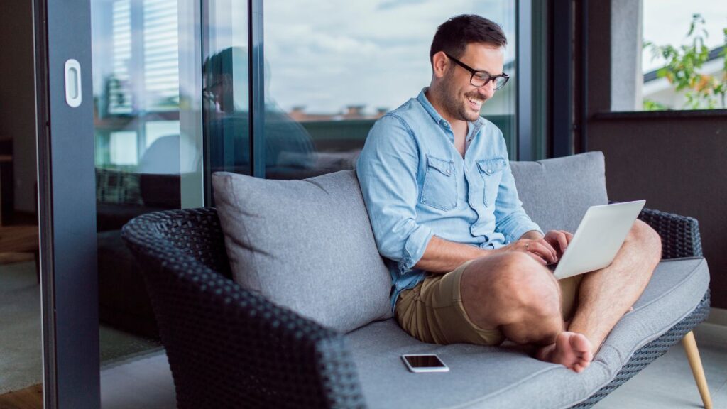 Praca zdalna - zasady kluczem do sukcesu